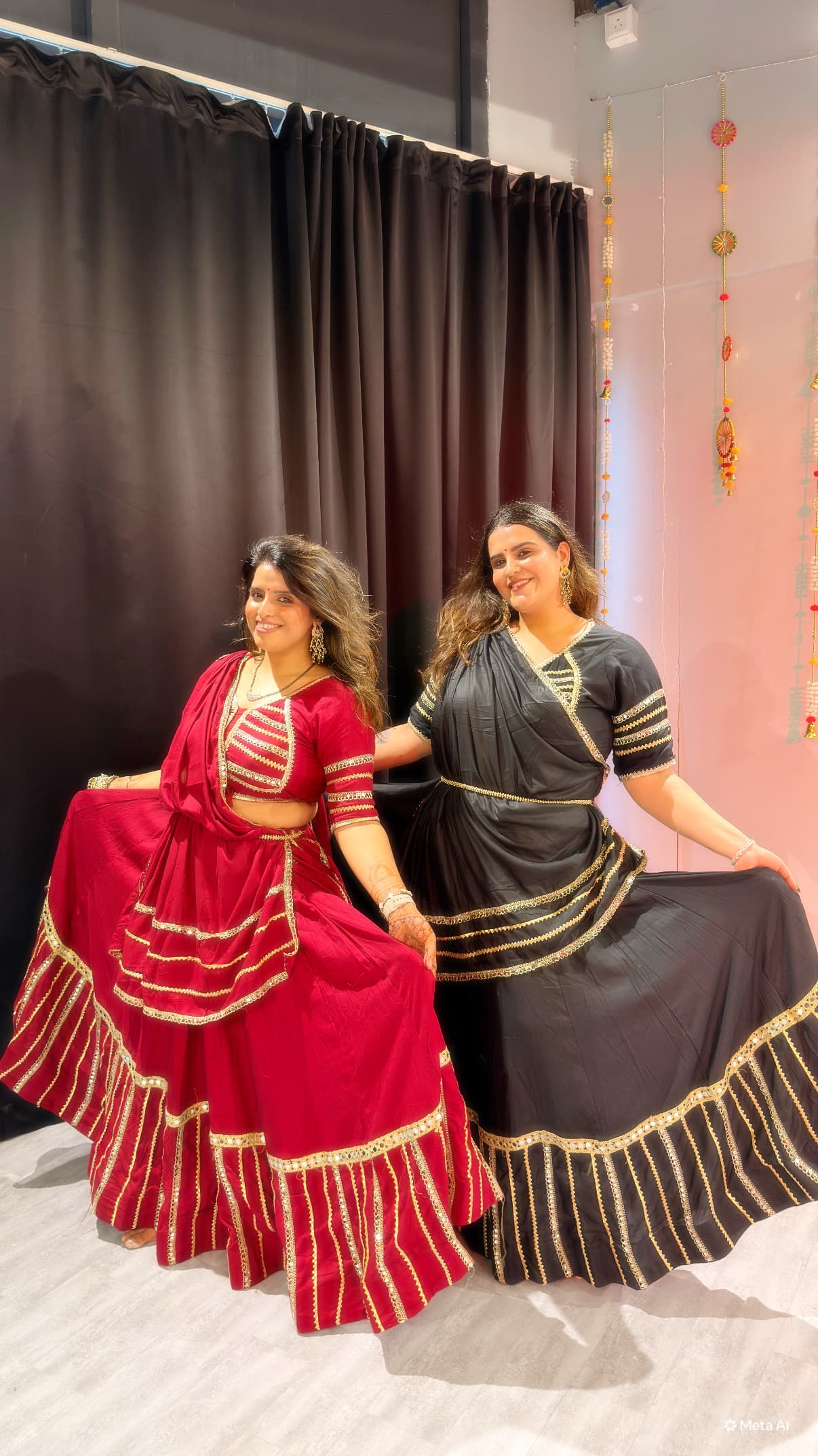 Dhindhora Baje Re : The Bombshell Kudis